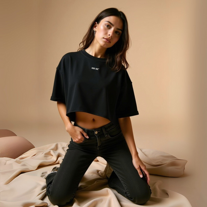 Ein supercooles, kurzes T-Shirt mit Aufdruck "GOOD GIRL - BAD HABITS"